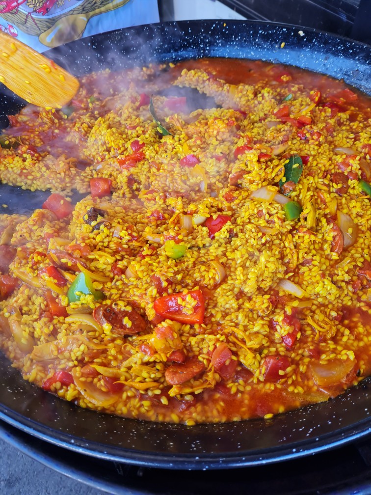 Paella cooking image